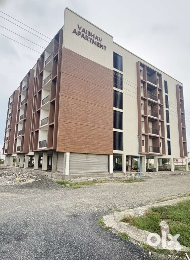 IT Park Road Vaibhav Apartments for Sale in Saravanampatti
