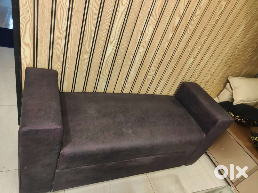 SOFA SET 8 SEATER