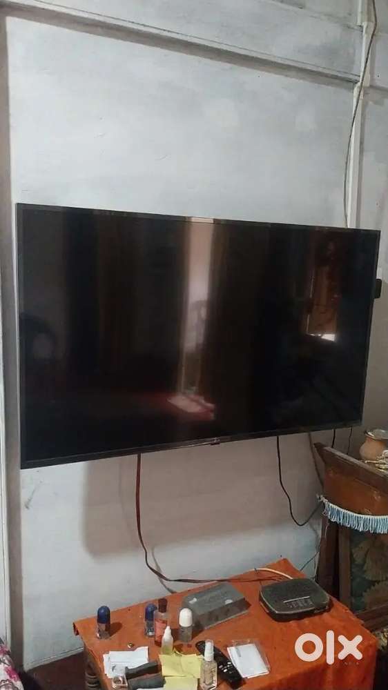 Urgent sale 51 Inc LG Tv