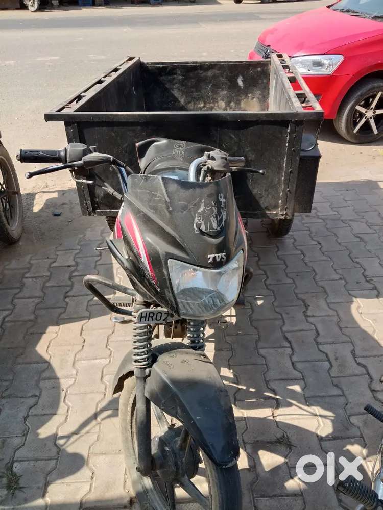 New bike rehdi banvi h abhi paise ki jarurat selling karna hai
