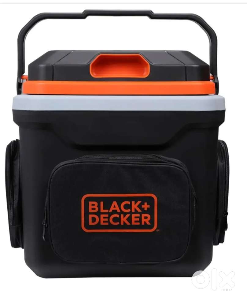 Black n decker car fridge jst open only