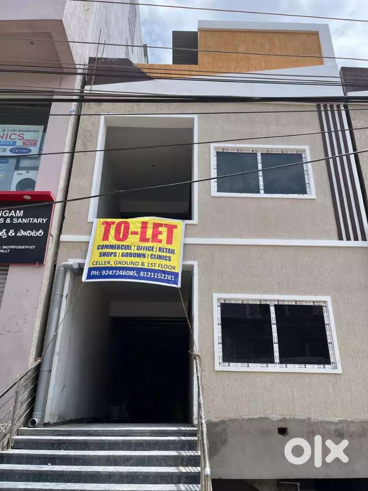 Brand new commercial property building for rent 1st floor and cellar.