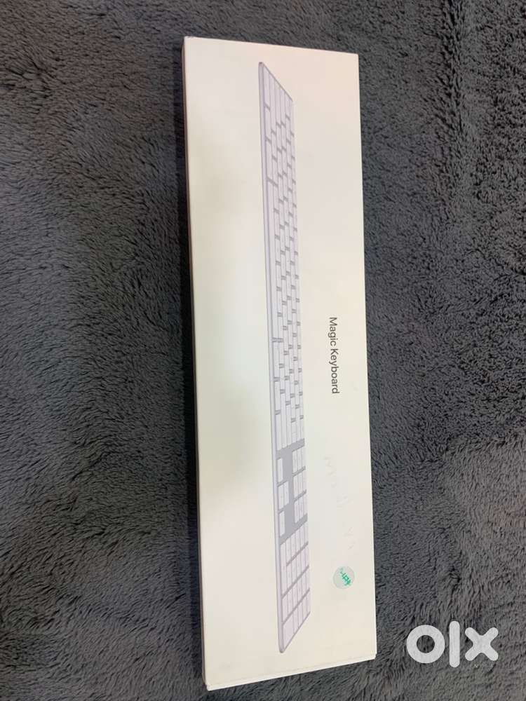 Apple Magic Keyboard with numeric keyboard / used device / with bill