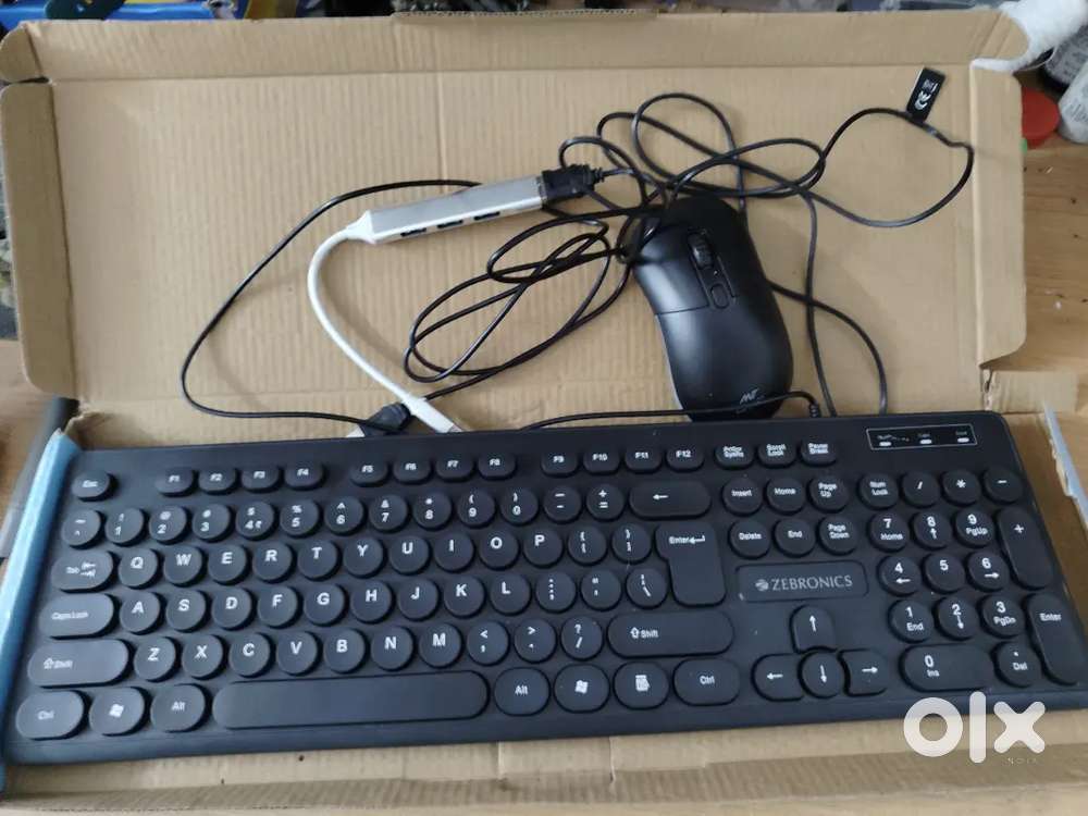 Gaming mouse keyboard Free fire max 1month Old