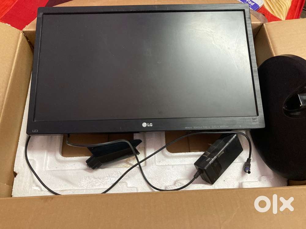 LG Computer Monitor 32 Inch