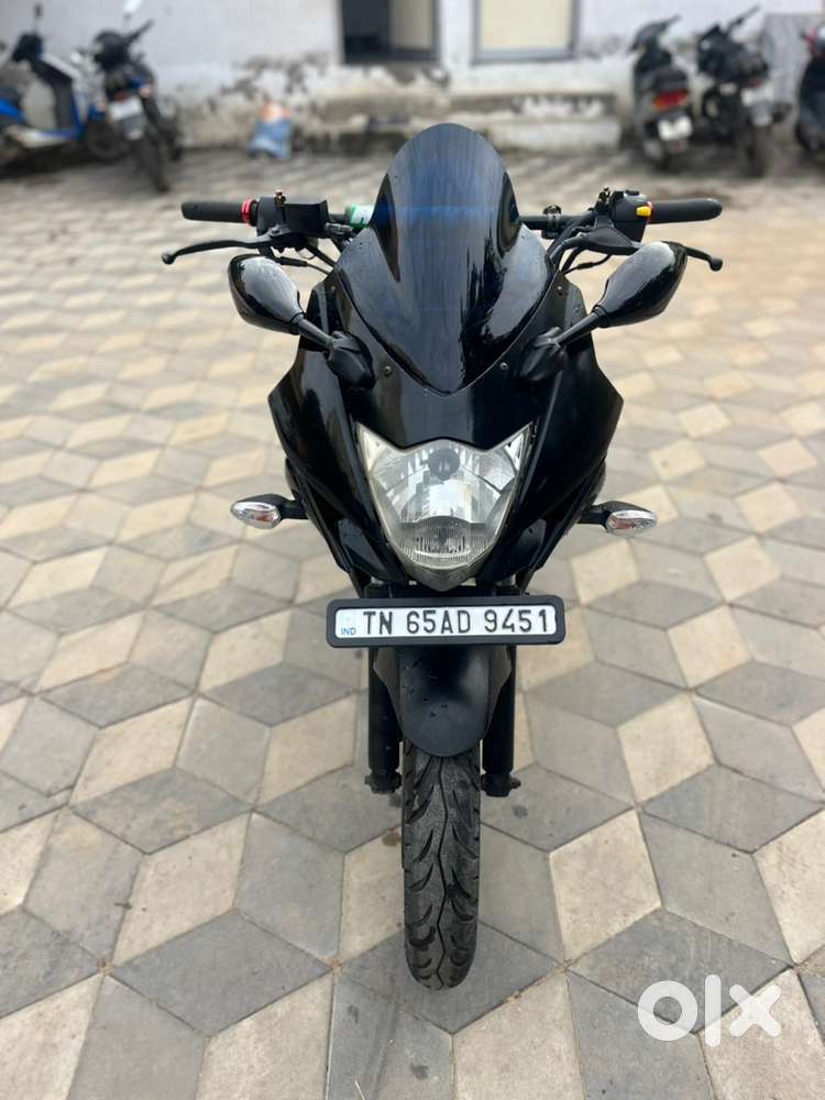 SUZUKI GIXXER 150