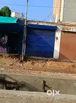 Shop without roof