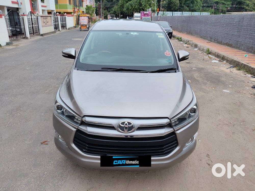 Toyota Innova Crysta 2.4 V, 2016, Diesel