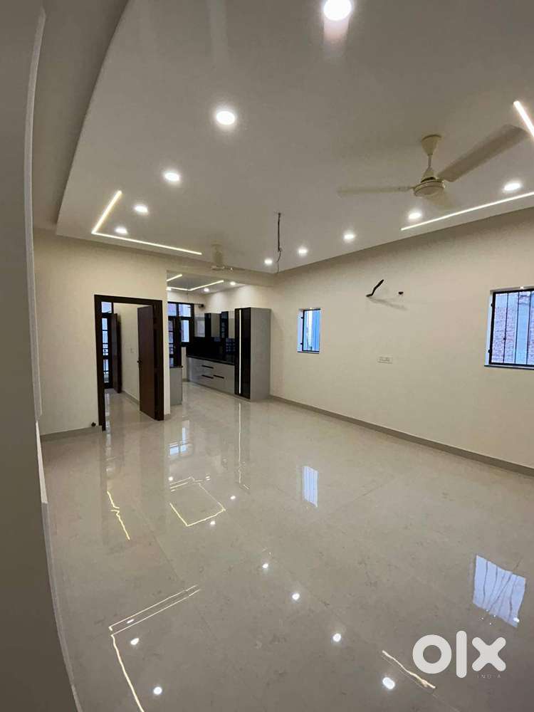 4 BHK 1ST FLOOR SEMI FURNISHED FLAT WITH LIFT GATED SOCIETY WITH STORE