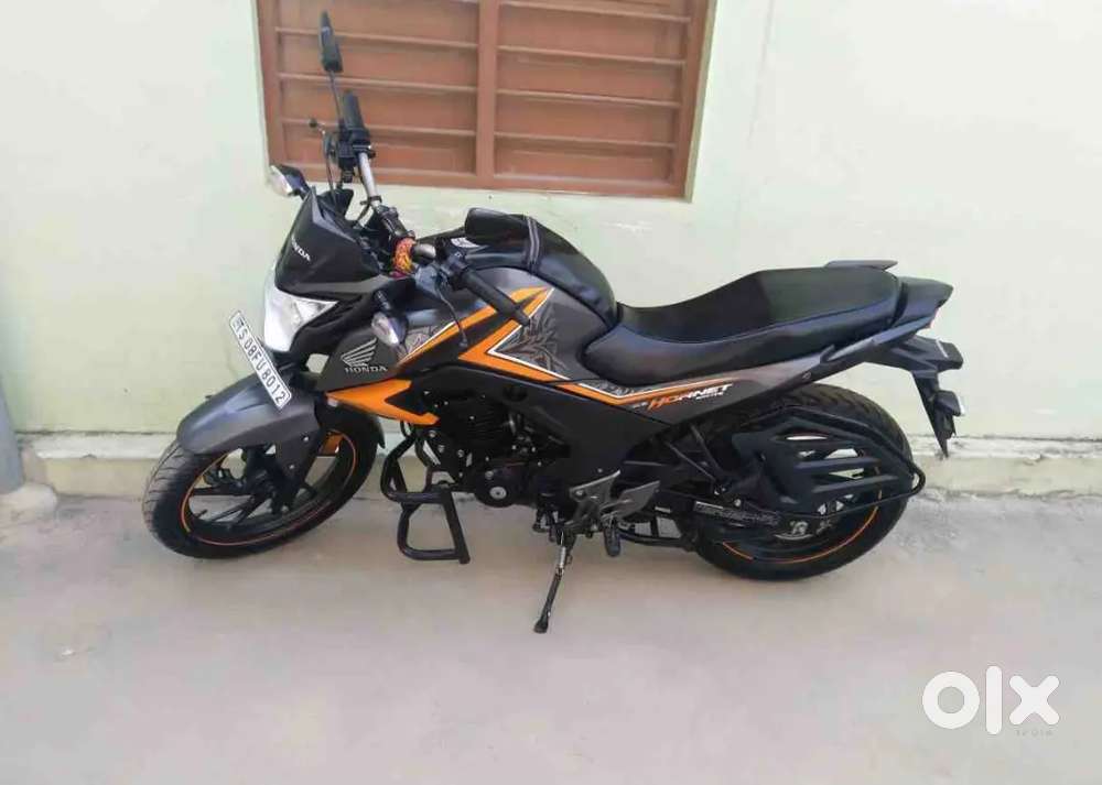 Urgent sell Honda hornet