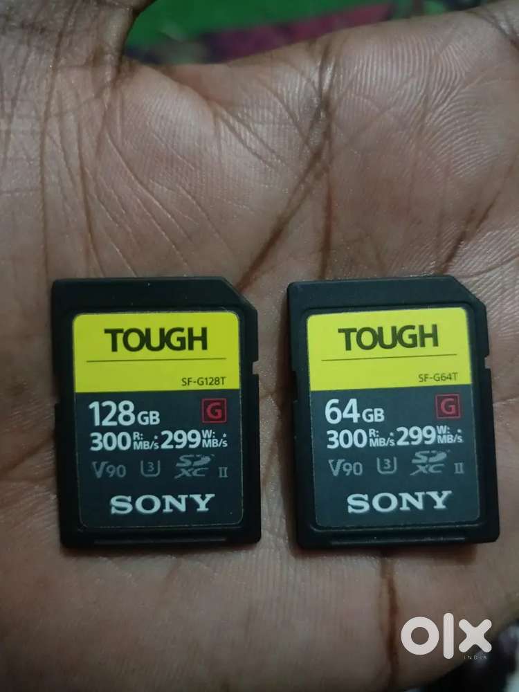 Sony 128GB & 64GB Tough High Speed card & Sony Card Reader