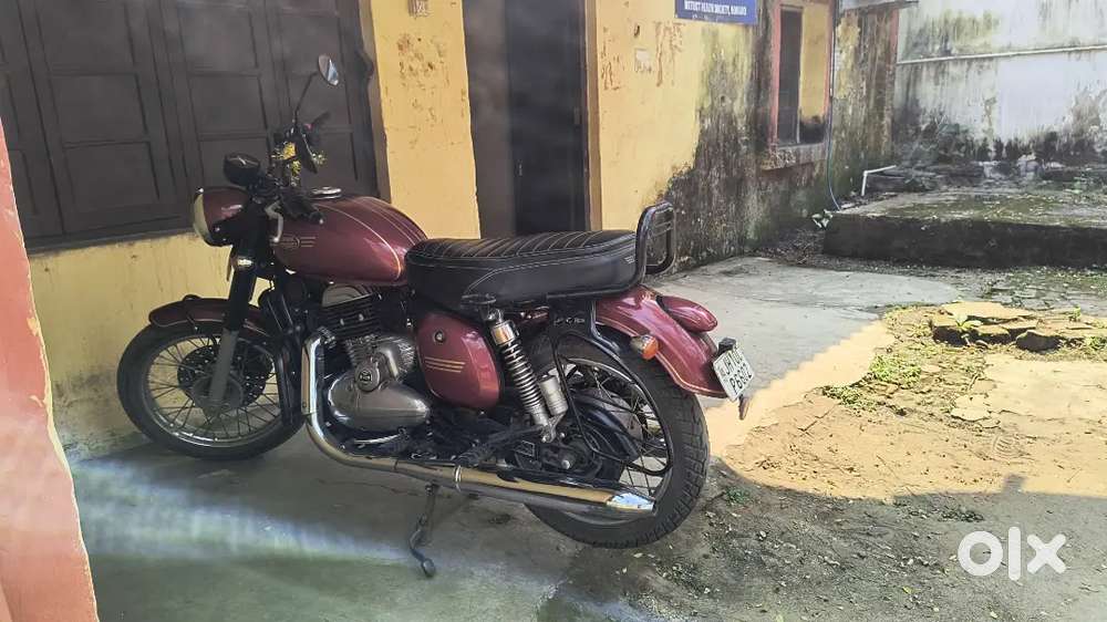 New condition,all paper updated ,insurance update to 2027