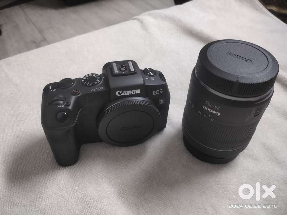 Canon Rp kit with 24-105mm lens