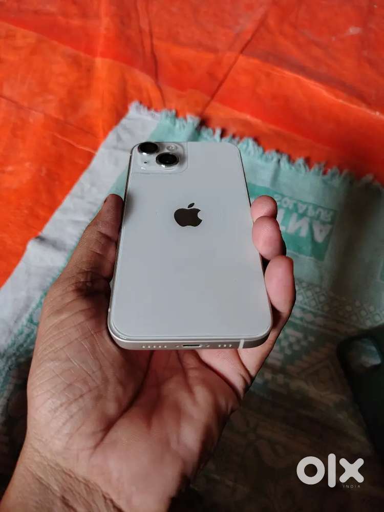 iPhone 13 128