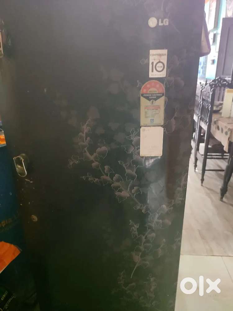 Working 2 fridges  1) Samsung 2) LG