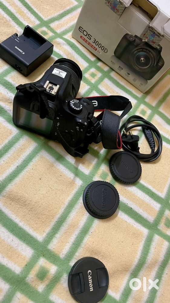 Canon 3000d camera with 18 to 55mm lens good condition