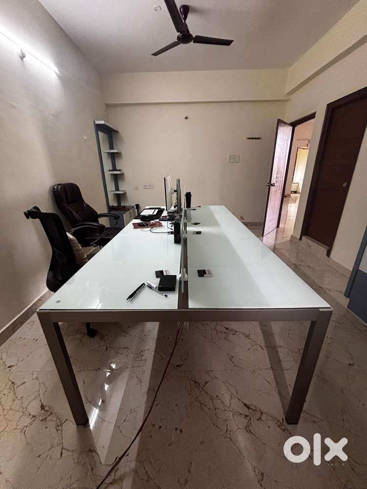 Pc work station table