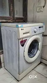 LG 6 kg Front Load Washing Machine for Sale (Excellent Condition)