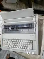 Brother AX-300 Electronic Typewriter