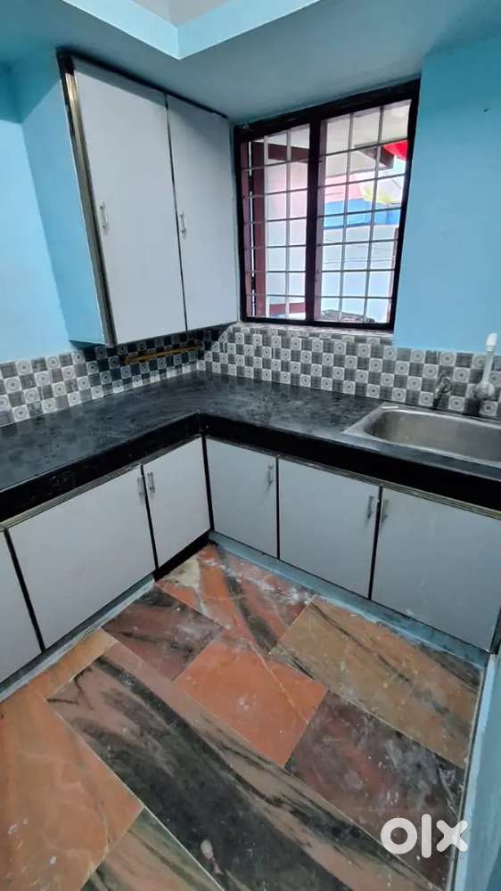 2 BHK ground for apartment near pipeline Road Chembumukku
