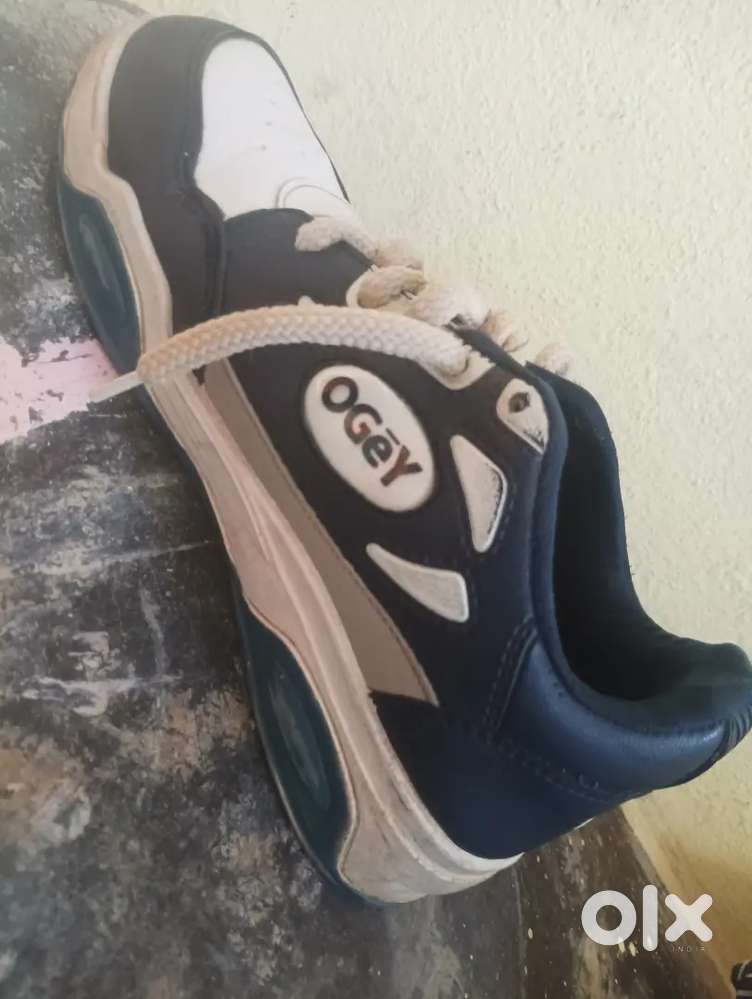 OGeY sports shoes