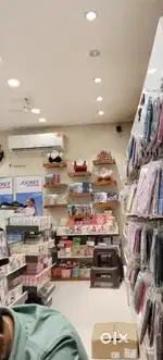 Sales girl for shop