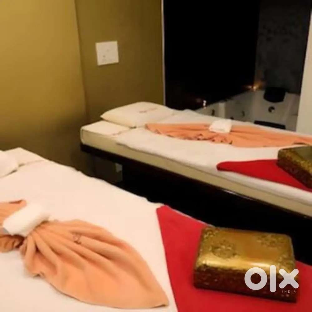 Lady Massage specialist needed