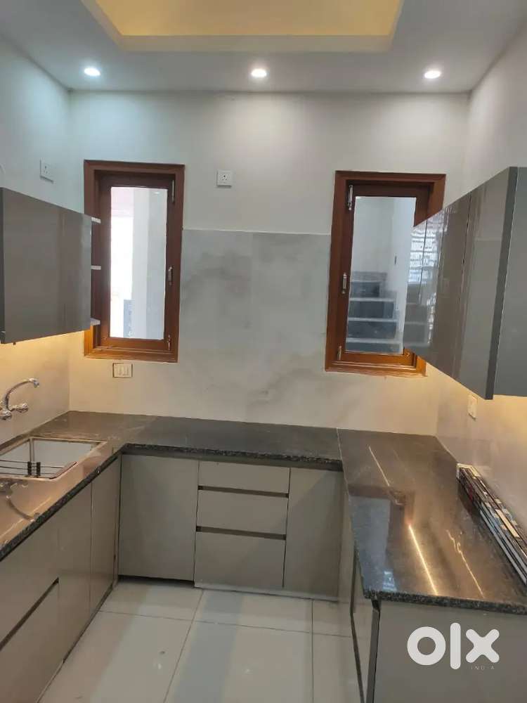 Indipendent without owner 2bhk society flat engineering enclave gms