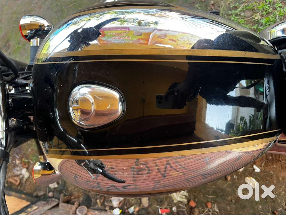 Royal Enfield classic 500 ONLY TANK & Mudguard for sale FIX PRICE