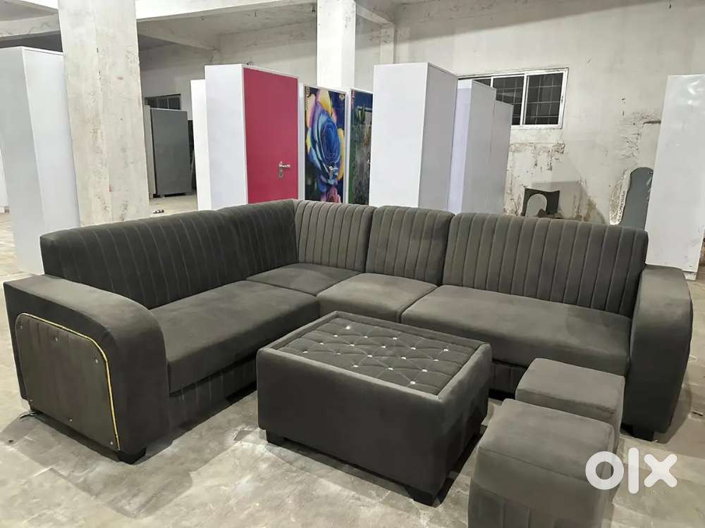 RN sofa makers