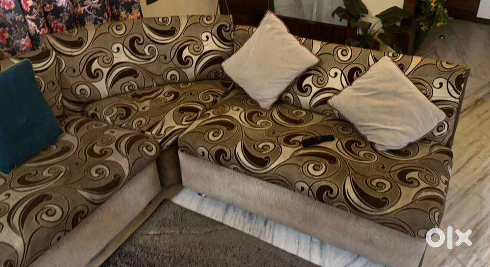 IT IS A 7 SEATER SOFA AND PRICE AT 34,999