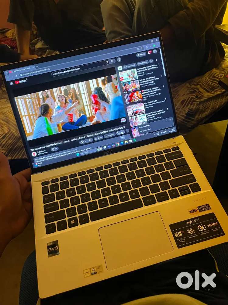 Acer Swift Go 14 – 13th Gen i5  OLED Display  16GB RAM  512GB SSD