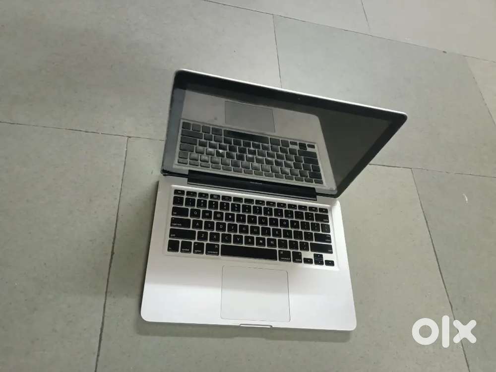 MacBook Pro For Sell need some repair at present not working working