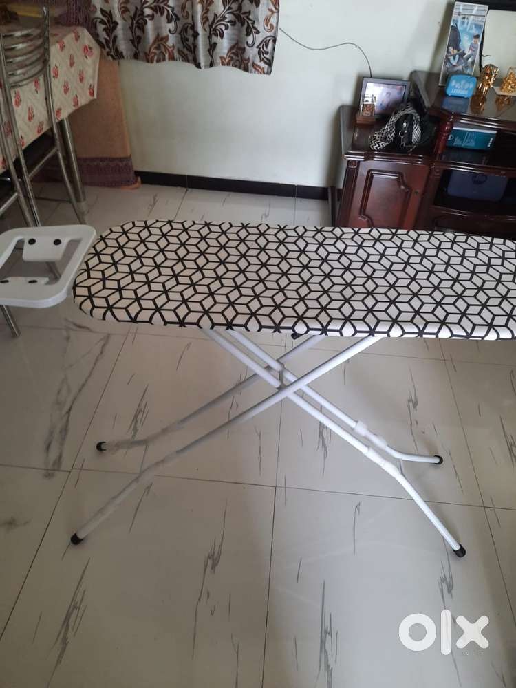 Folding Iron Board (Stand) - ઇસ્ત્રી કરવનુ ટેબલ
