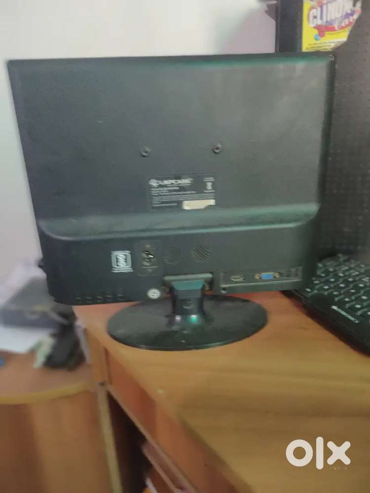 Lapcare 38.36 screen with hdmi port