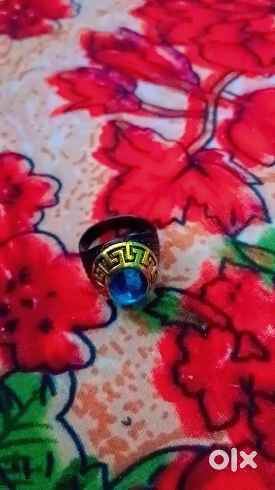 Expensive Gold Blue Ring for man and woman Low cost price Fast Buy Now