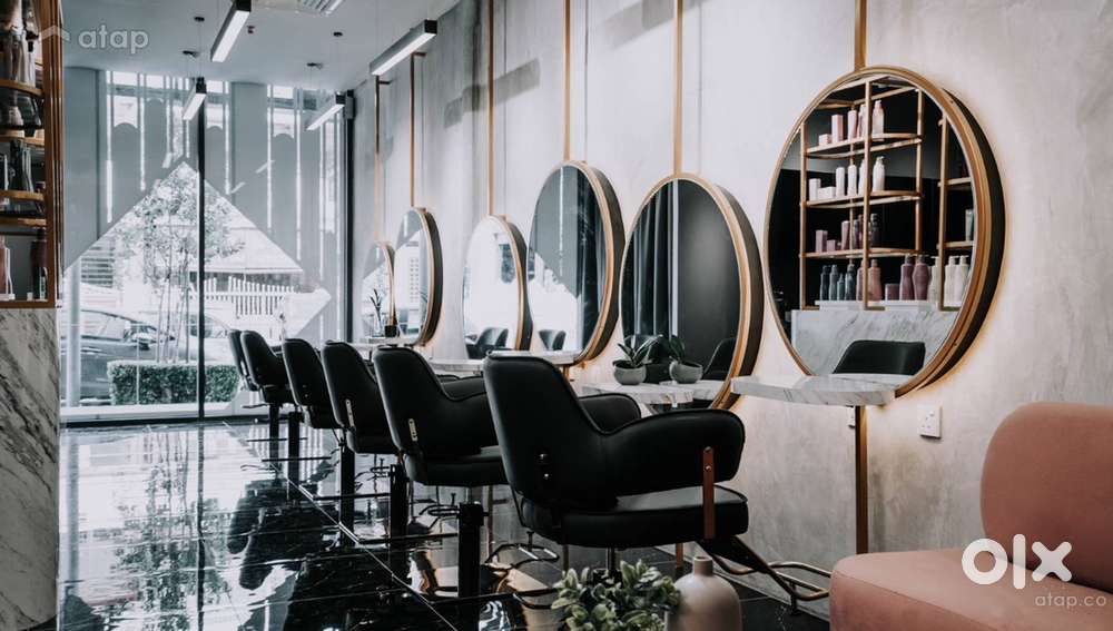 Hiring Ladies Hairstylist/ Beautician