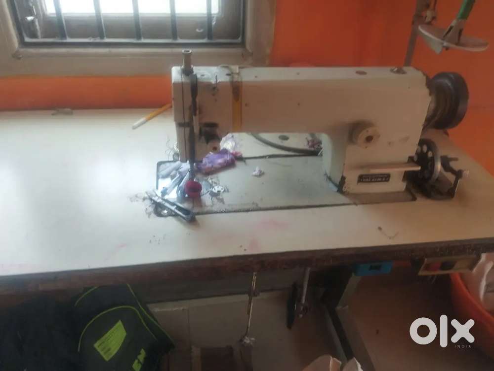 Tailor machine