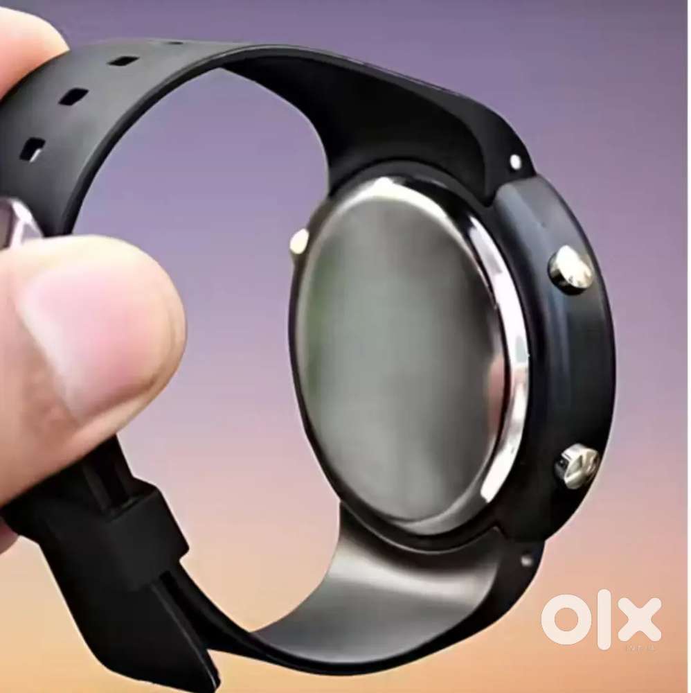 Digital hand watch