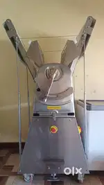 Dough sheeter 520 imported   3 phase