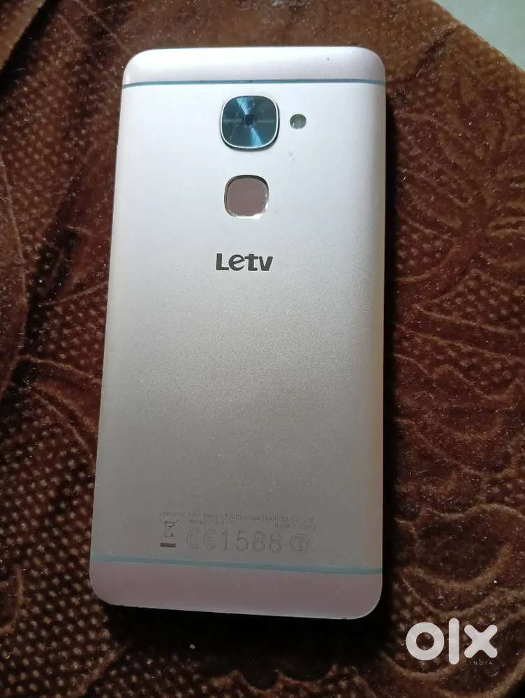 MI note 6 Pro Or Letv 2