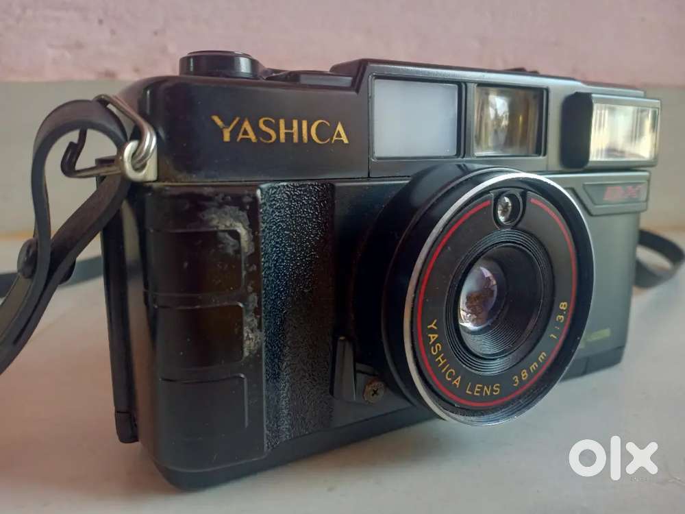 Vintage old camera(Yashica)