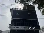 Content creater and party cum resturant manager