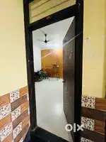 2 bed rooms 1 kitchen 2 bathroom 1 mini store