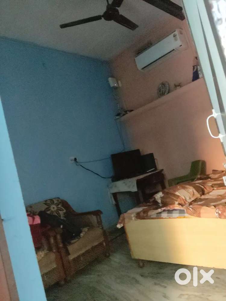 बने बनाये मकान