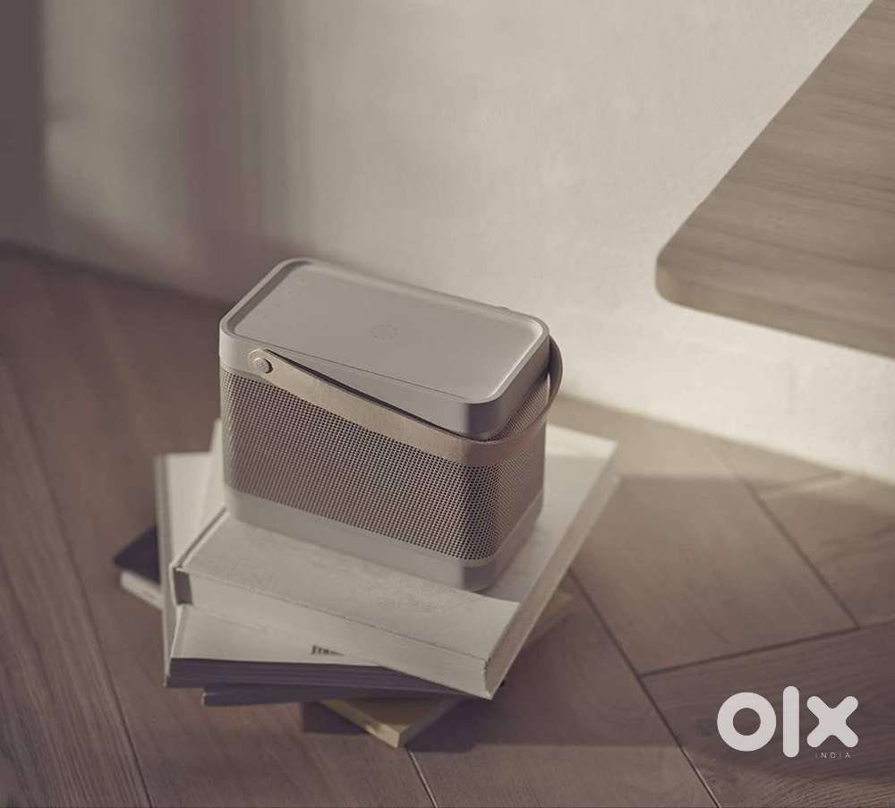 Bang & Olufsen Beolit 20 B&O BeoPlay A2 bluetooth wireless speakers