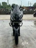 Pulsar 220