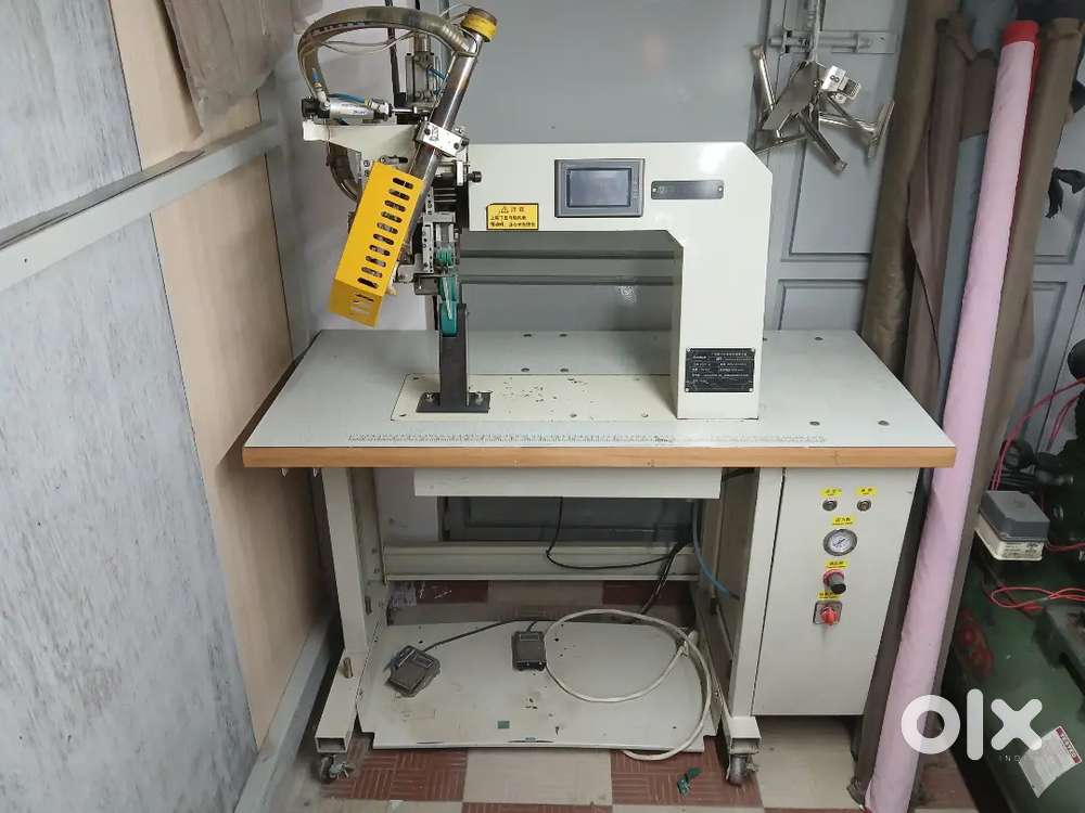 Seam sealing machine in good condition with compressor
