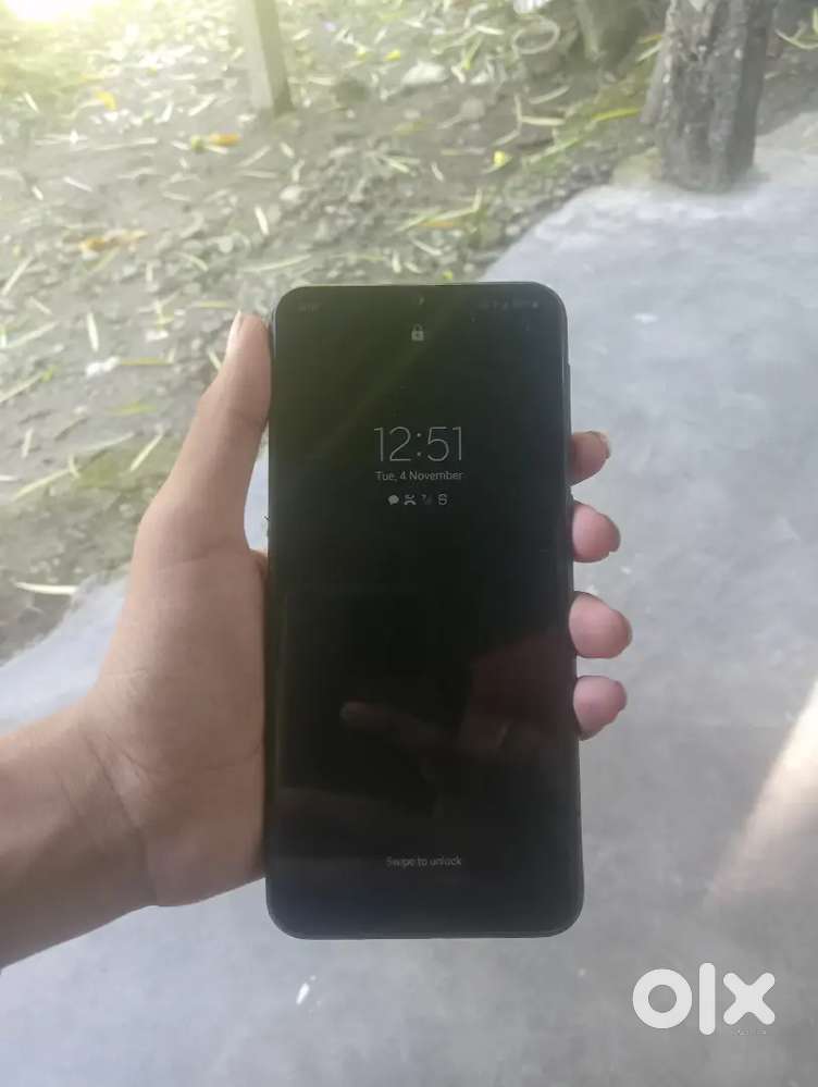 Good condition mobile but display problem