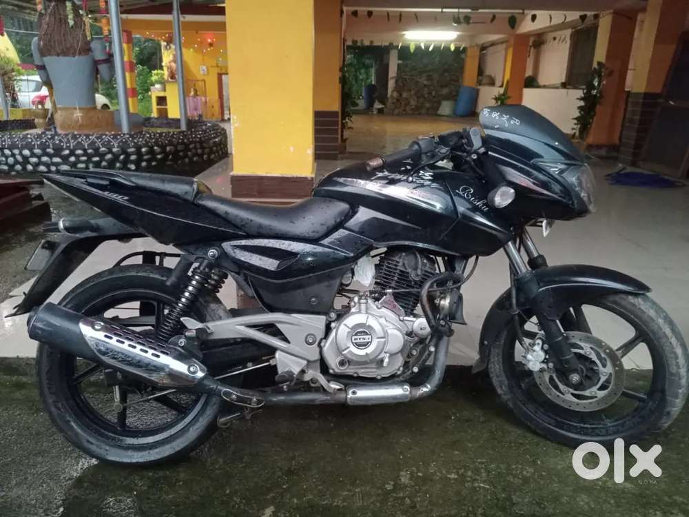 Pulser 180